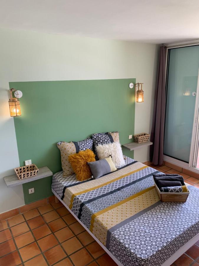 Appartement Sous Les Tropiques à Trinité  Extérieur photo
